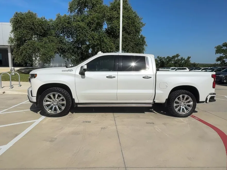 2021 Chevrolet Silverado 1500 High Country photo 1