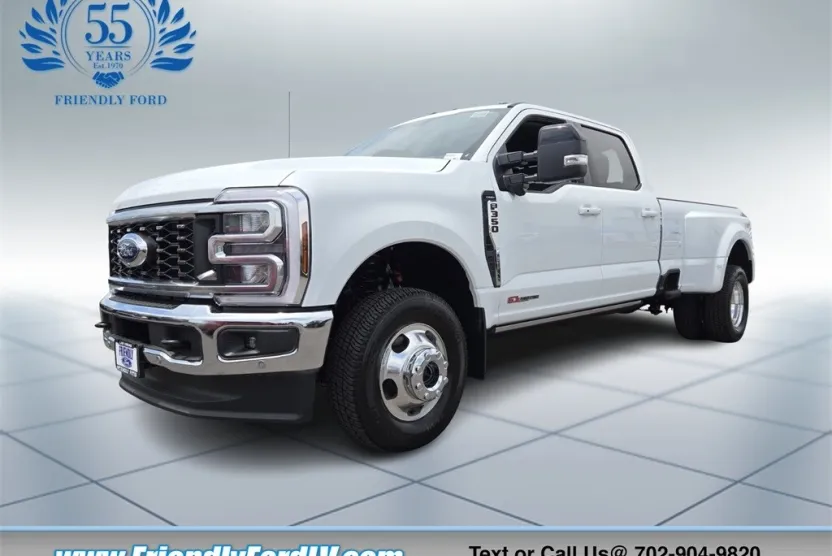 2025 Ford F-350 Lariat photo 1