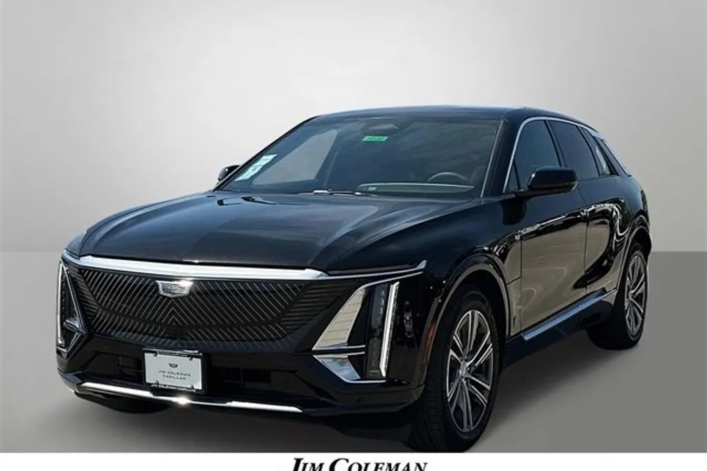 2025 Cadillac Lyriq Luxury photo 1