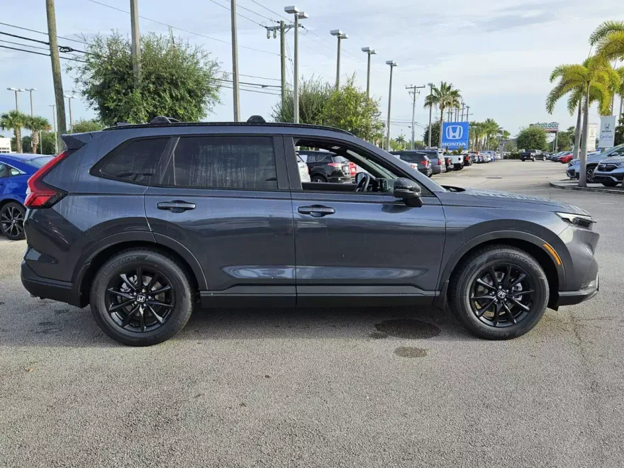 2026 Honda CR-V Hybrid Sport-L photo 1