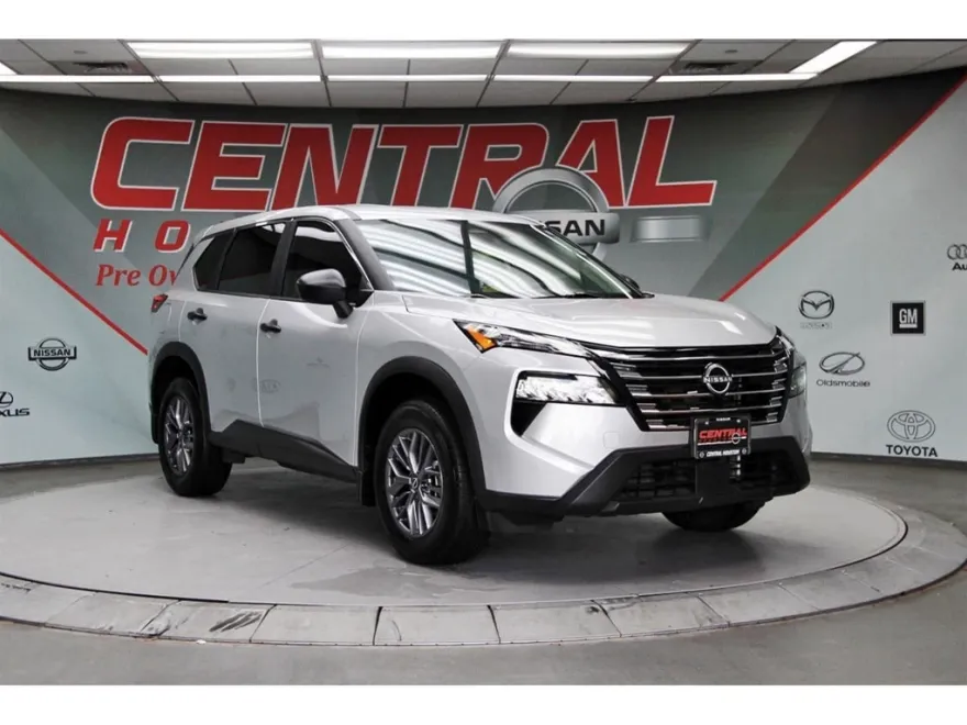 2024 Nissan Rogue S photo 1