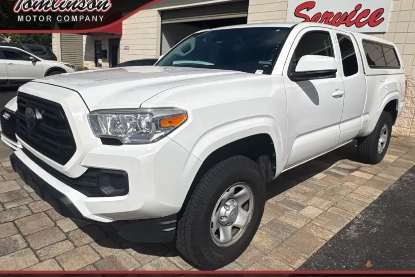 2019 Toyota Tacoma SR photo 1