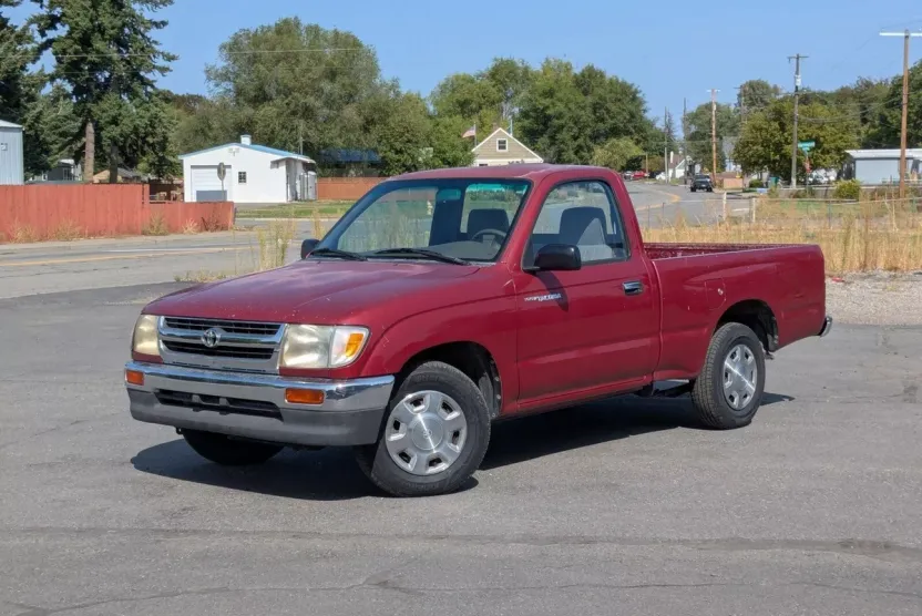 1997 Toyota Tacoma Base photo 1