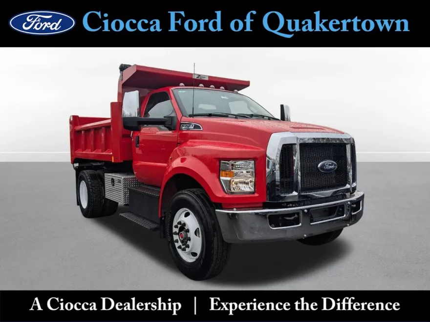 2024 Ford F-750 Regular Cab photo 1
