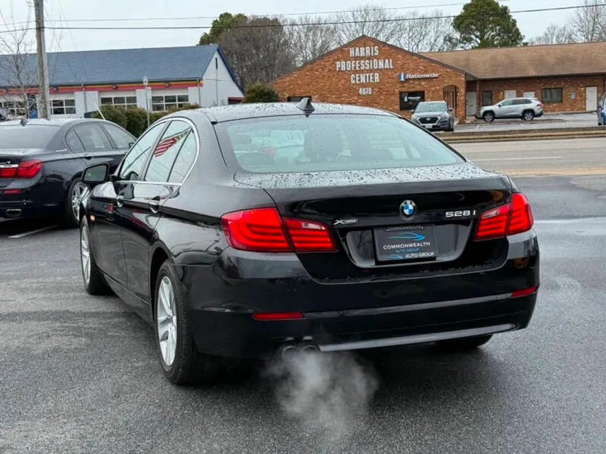 2013 Bmw 528xi 5-Series photo 1