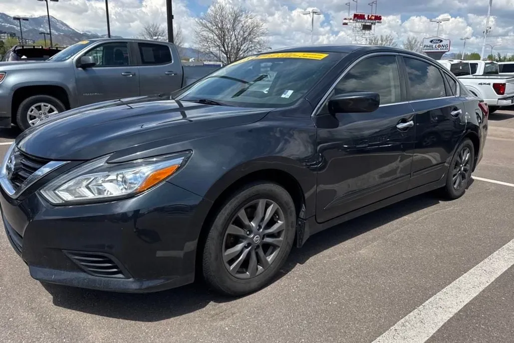 2018 Nissan Altima 2.5 S photo 1
