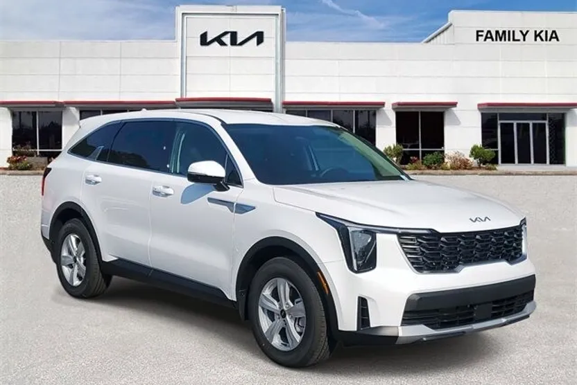 2026 Kia Sorento LX photo 1