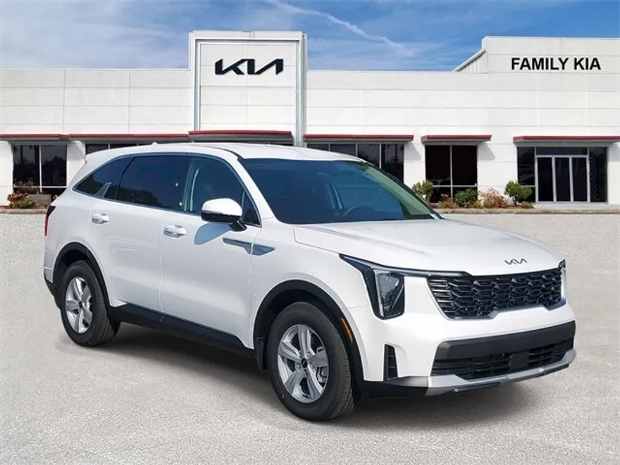 2026 Kia Sorento LX photo 1