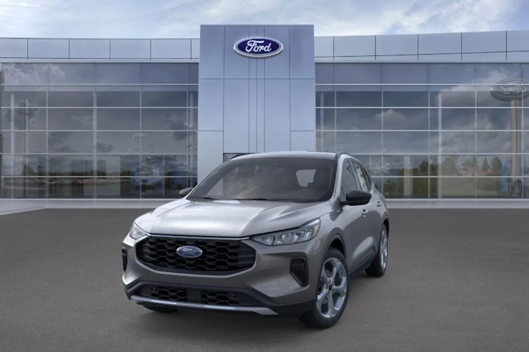 2026 Ford Escape ST-Line photo 1