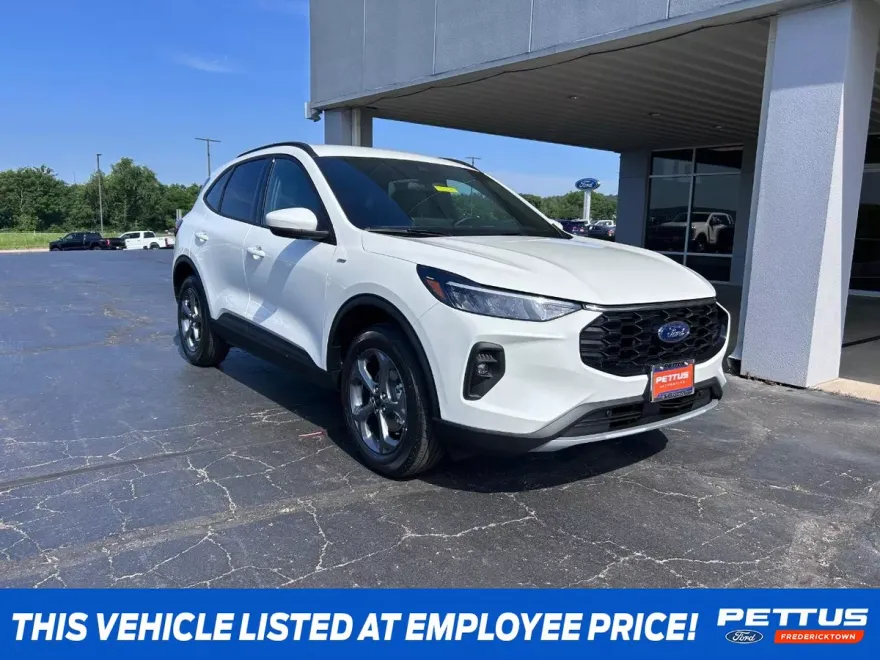 2025 Ford Escape ST-Line Select photo 1