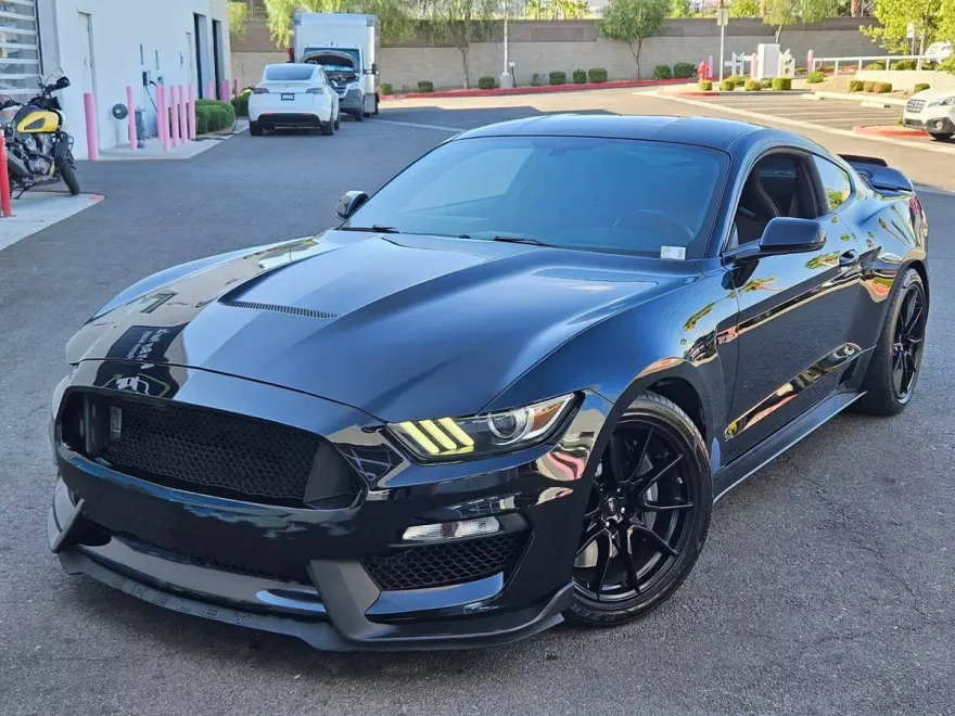 2020 Ford Mustang Shelby GT350 photo 1