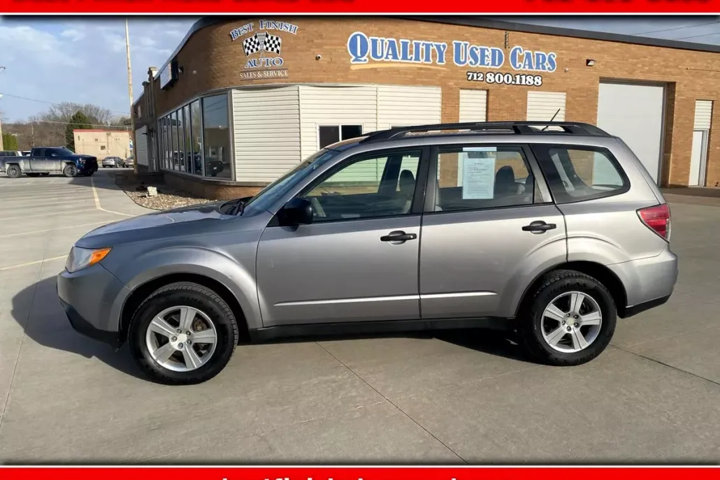 2011 Subaru Forester 2.5X Touring photo 1