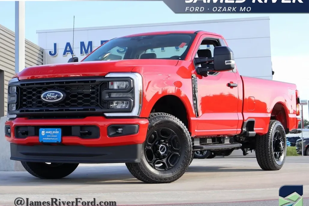 2025 Ford F-250 XL photo 1
