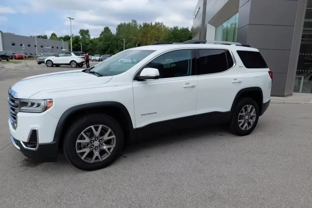 2020 Gmc Acadia SLT photo 1
