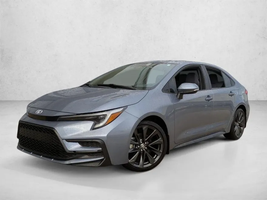 2024 Toyota Corolla SE photo 1