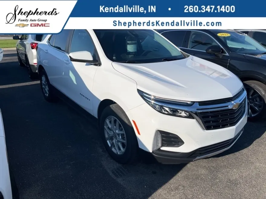 2022 Chevrolet Equinox LT photo 1