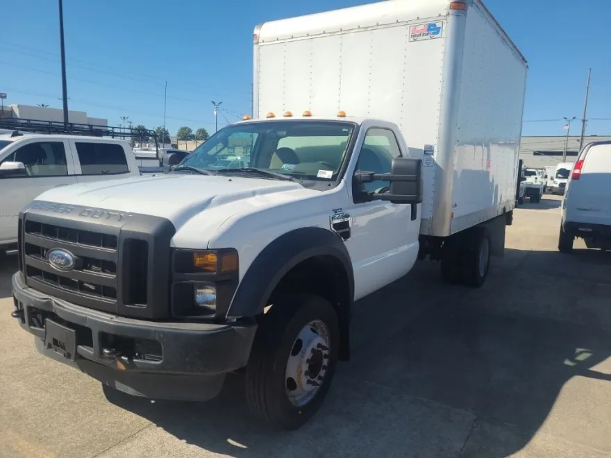 2009 Ford F-450 XL photo 1