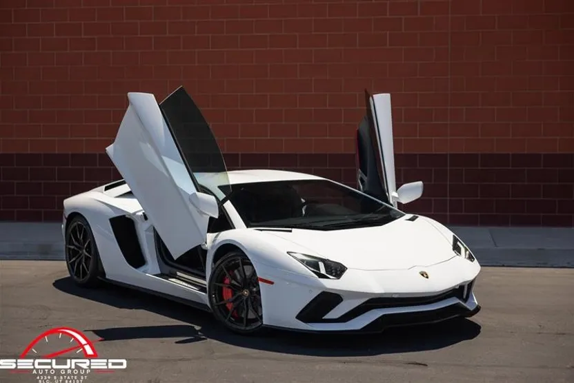 2018 Lamborghini Aventador S photo 1