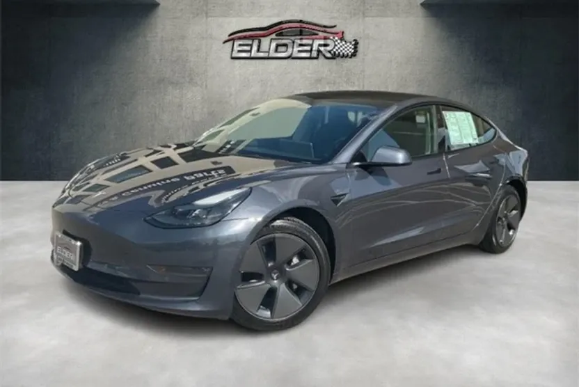 2022 Tesla Model 3 Long Range photo 1