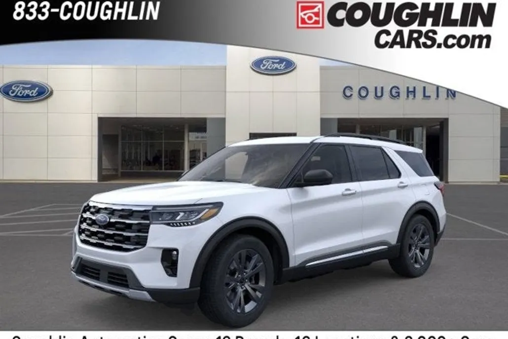 2025 Ford Explorer photo 1