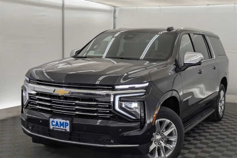 2025 Chevrolet Suburban Premier photo 1