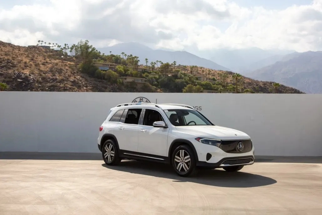 2024 Mercedes Benz EQB photo 1