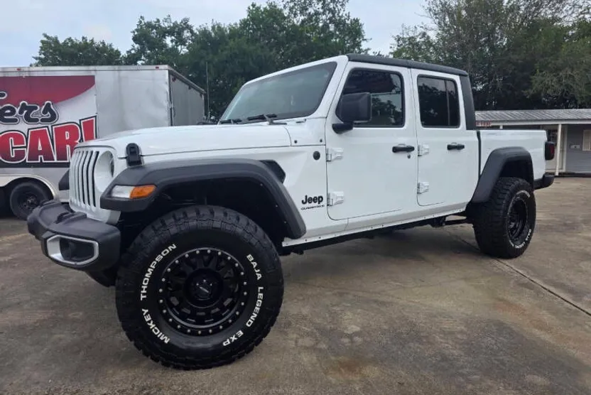 2023 Jeep Gladiator Sport photo 1