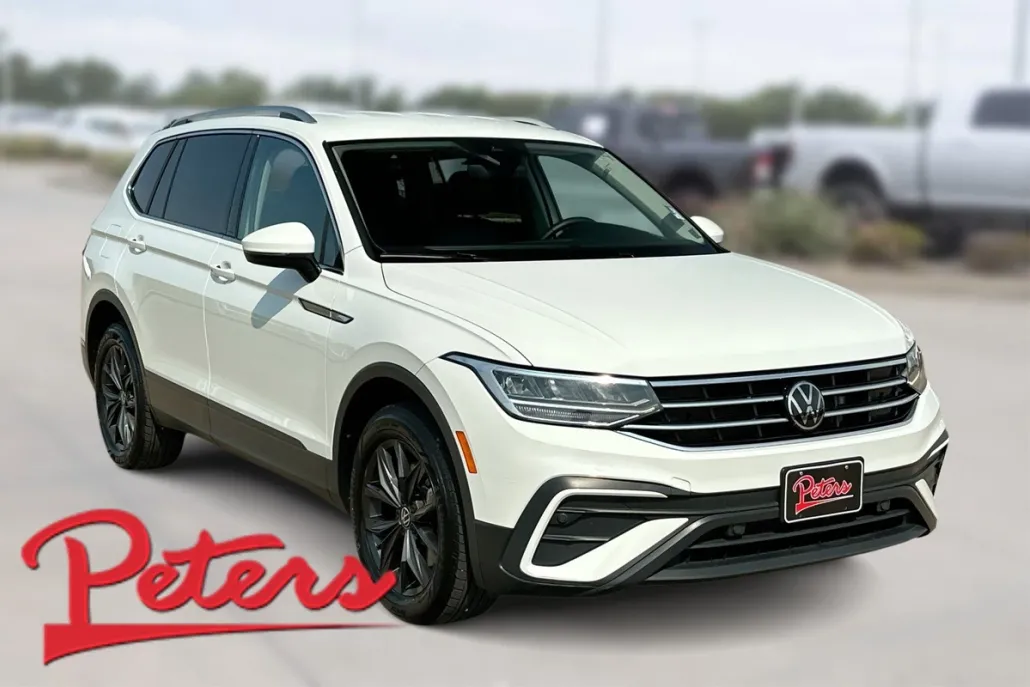 2024 Volkswagen Tiguan SE Wolfsburg Edition photo 1