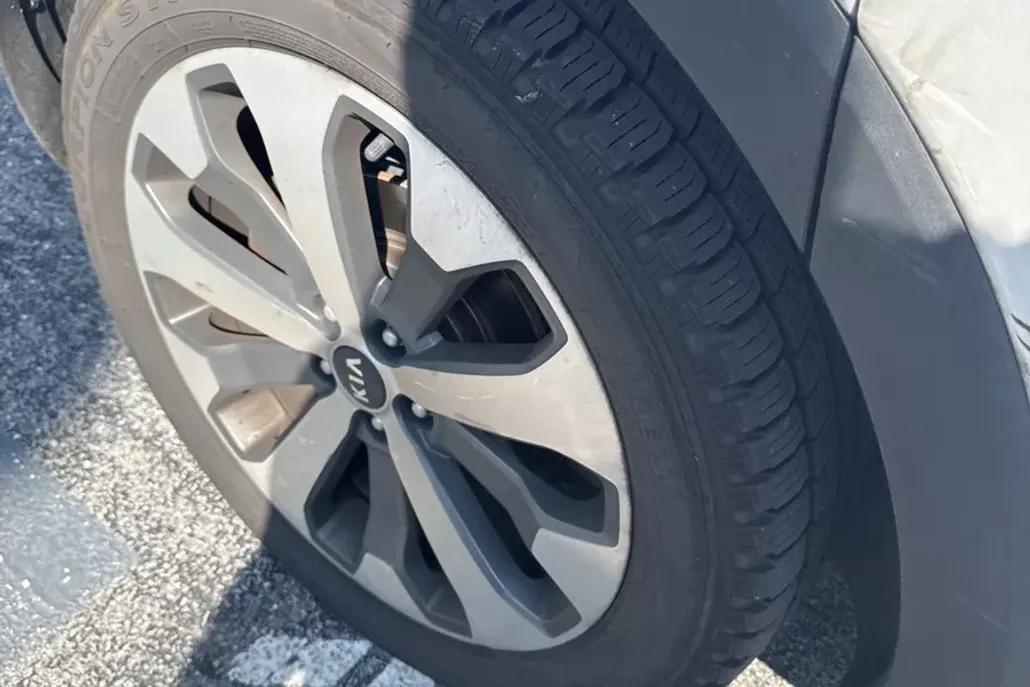 2020 Kia Telluride S photo 1