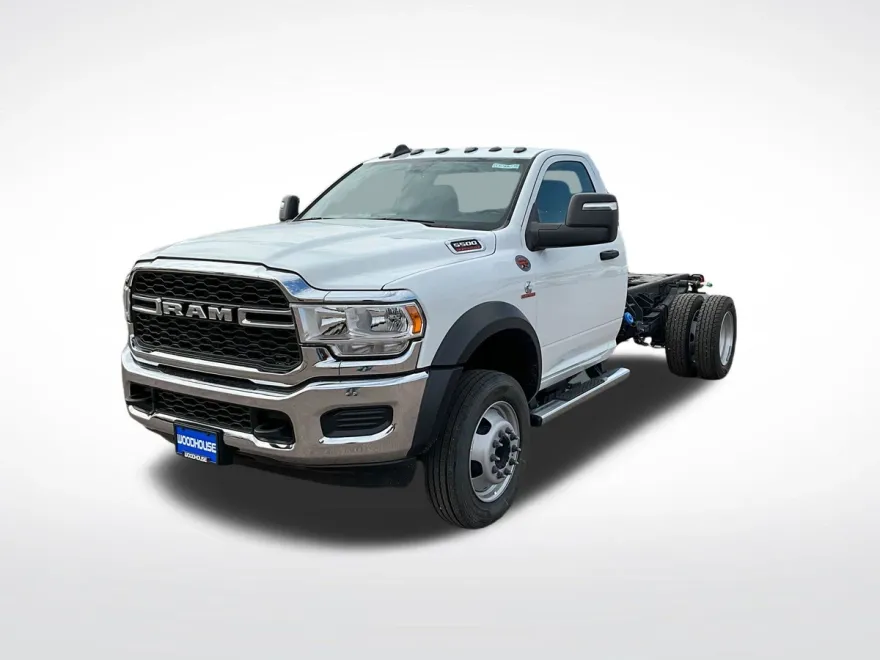 2024 Ram 5500 Tradesman photo 1