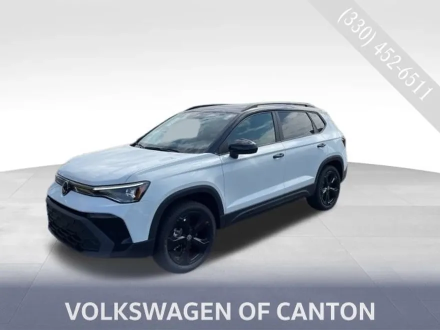 2025 Volkswagen Taos SE photo 1