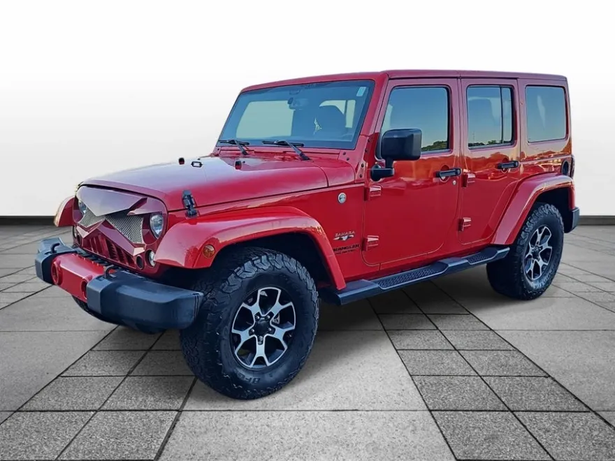 2016 Jeep Wrangler Unlimited Sahara photo 1