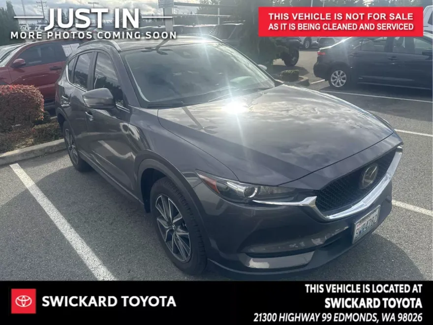 2018 Mazda CX-5 Touring photo 1