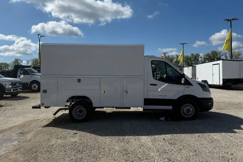 2024 Ford Transit photo 1