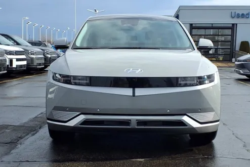 2024 Hyundai Ioniq 5 Limited photo 2