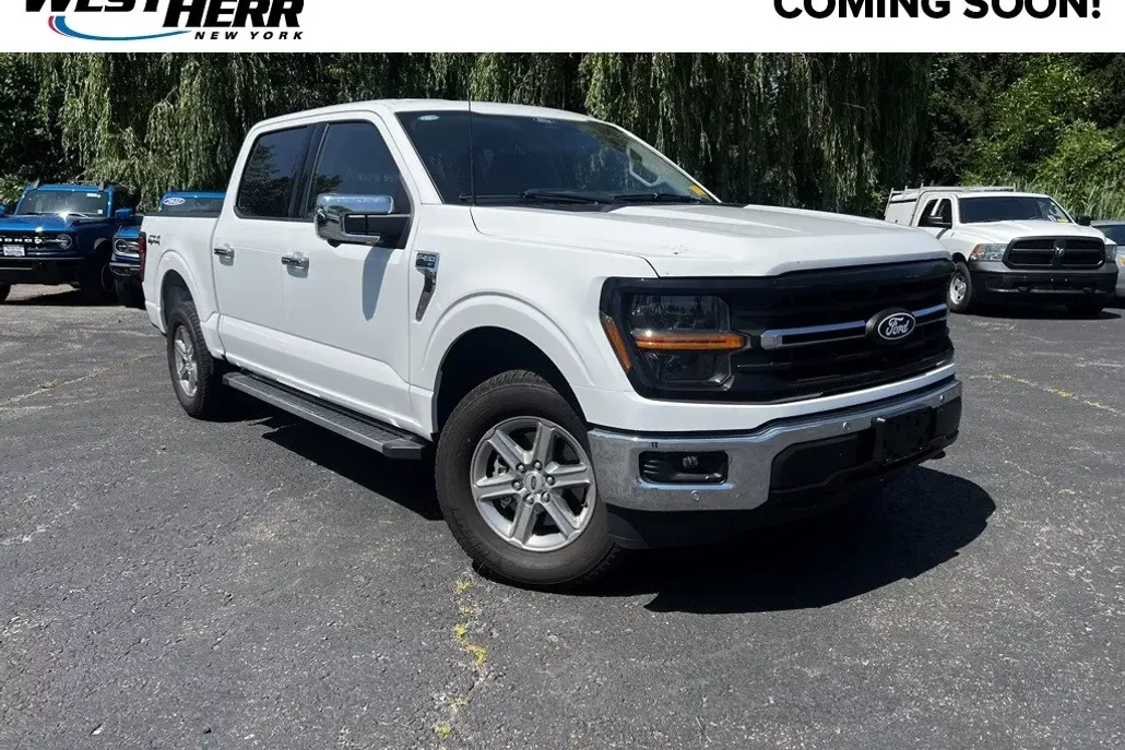 2025 Ford F-150 XLT photo 1