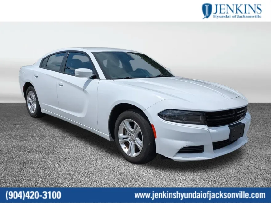 2022 Dodge Charger SXT photo 1