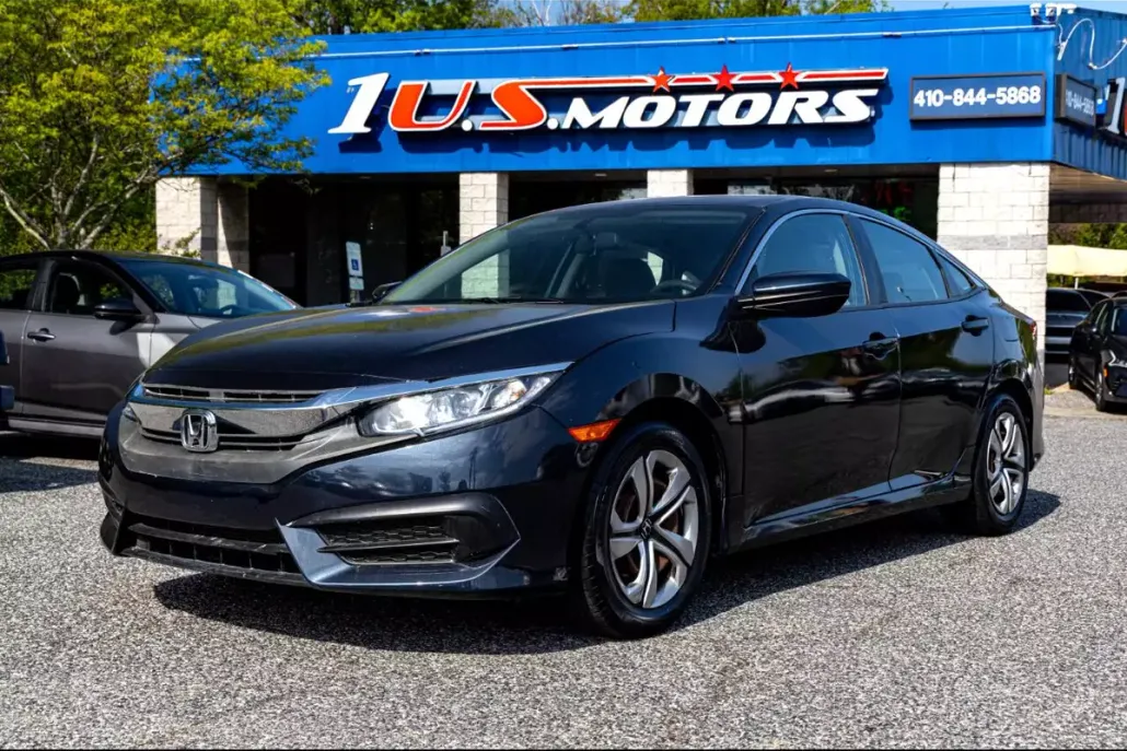 2017 Honda Civic LX photo 1