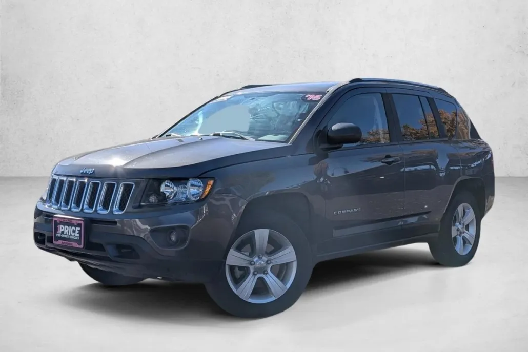 2016 Jeep Compass Sport photo 1