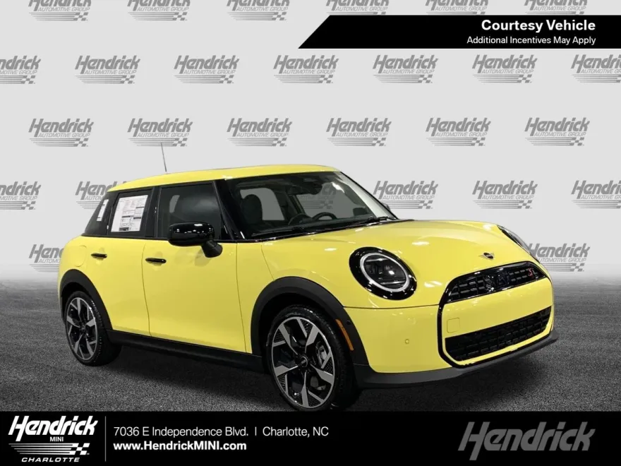 2025 Mini Cooper 4 Door Hardtop S photo 1