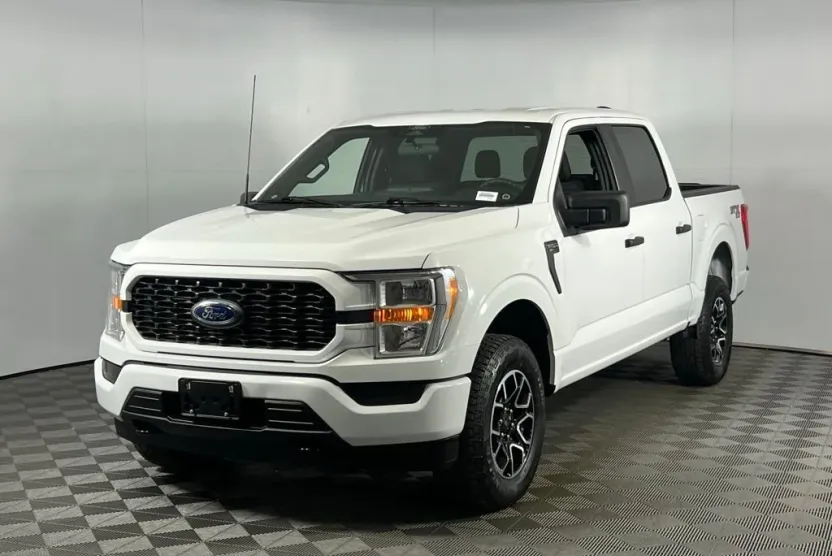 2022 Ford F-150 XL photo 1