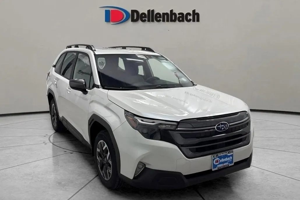 2025 Subaru Forester Premium Base photo 1