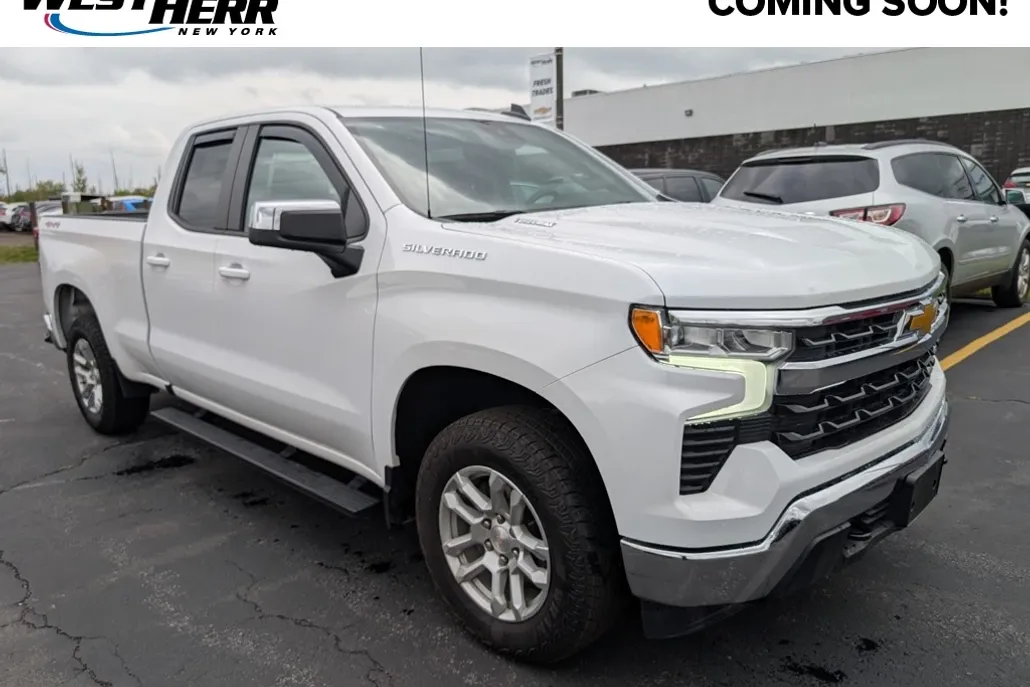 2024 Chevrolet Silverado 1500 LT photo 1