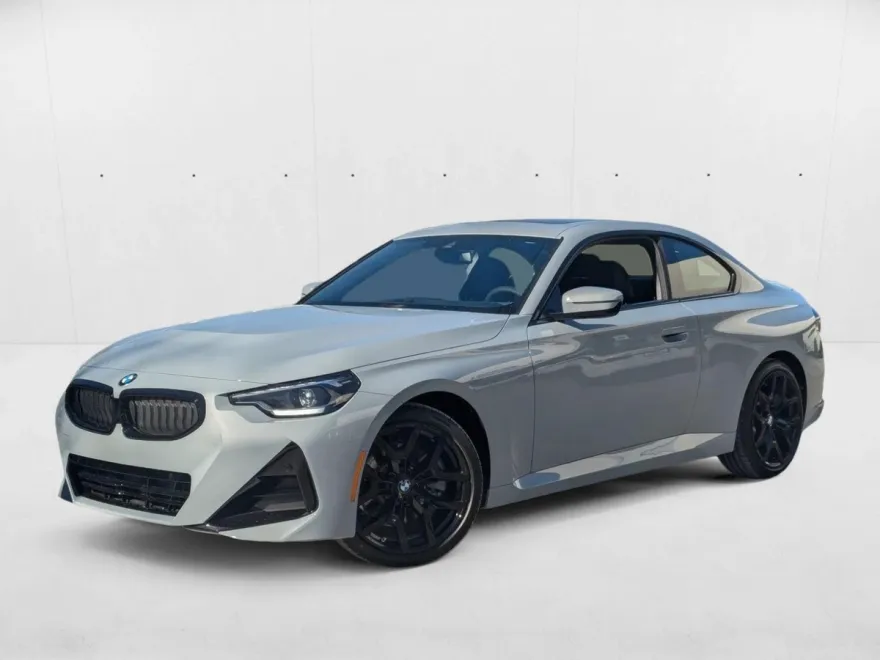 2025 Bmw 230i xDrive Coupe photo 1