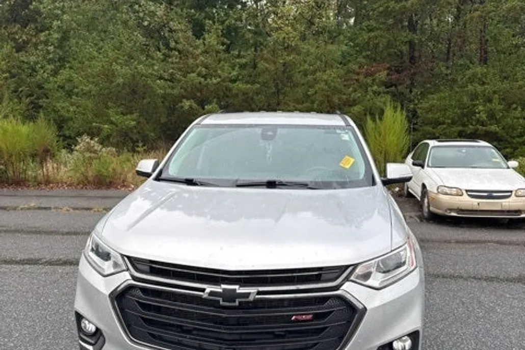 2020 Chevrolet Traverse RS photo 1