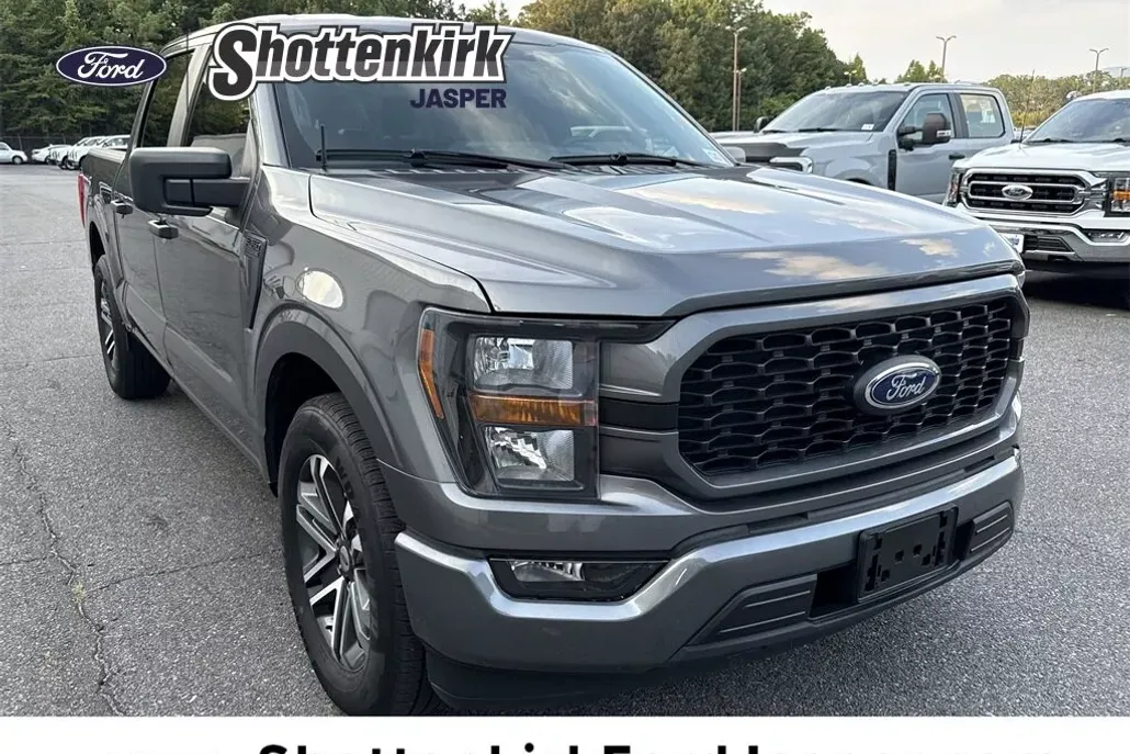 2023 Ford F-150 XL photo 1