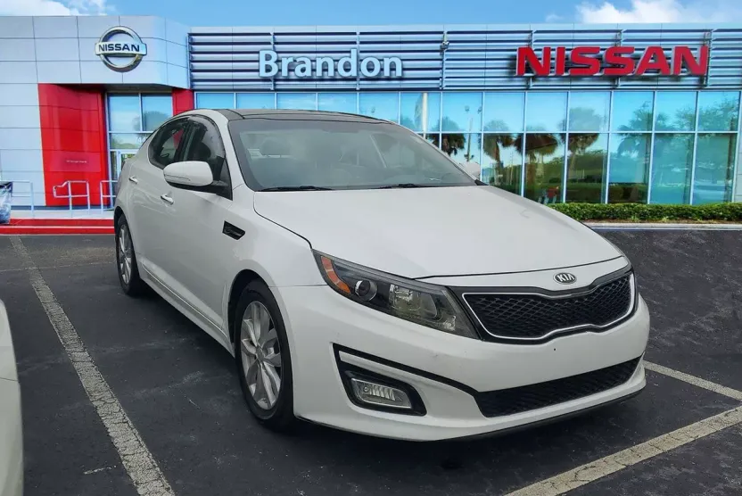 2015 Kia Optima EX photo 1