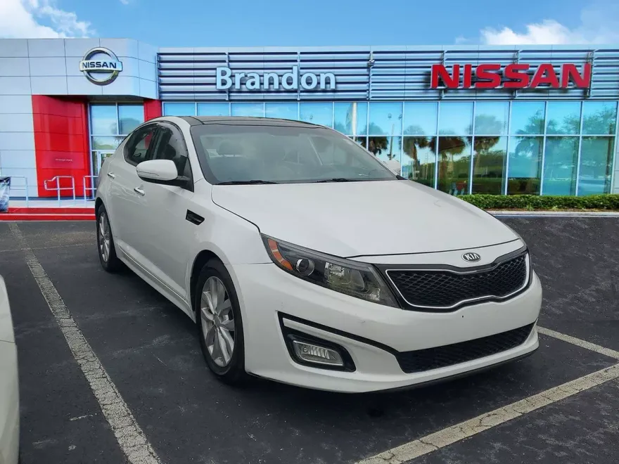 2015 Kia Optima EX photo 1