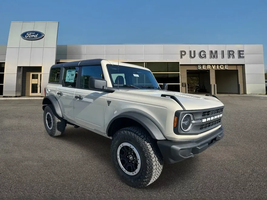 2025 Ford Bronco Base photo 1