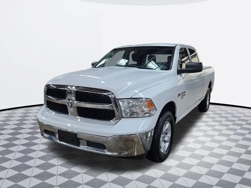 2019 Ram 1500 Classic SLT photo 1
